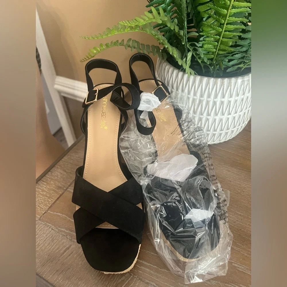 Shoedazzle‎ Tina Crossover Sandals Black Raffia Block Heel Ankle Straps Size 9.5 - Picture 4 of 14